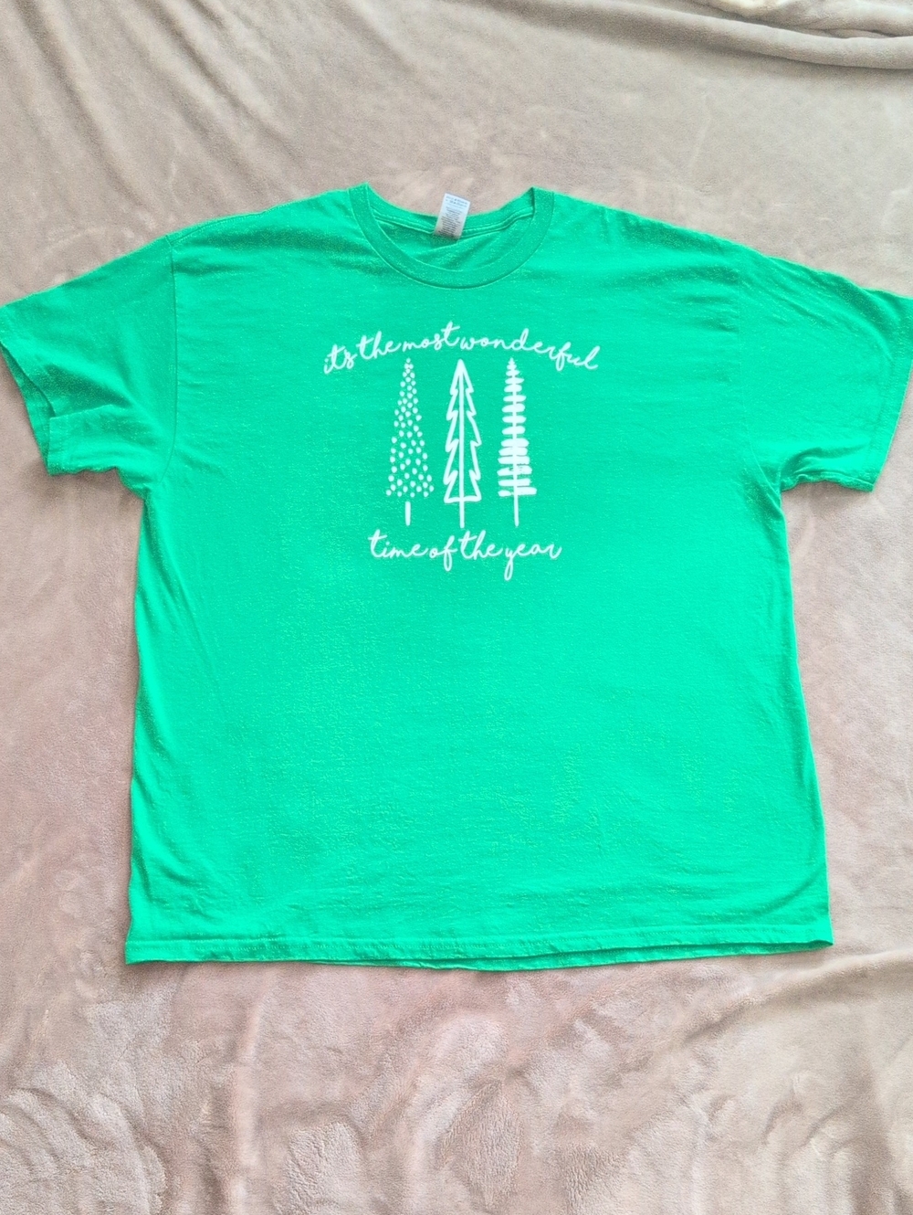 Christmas Gildan Green Holiday Graphic Short sleeve T-shirt Size XL
